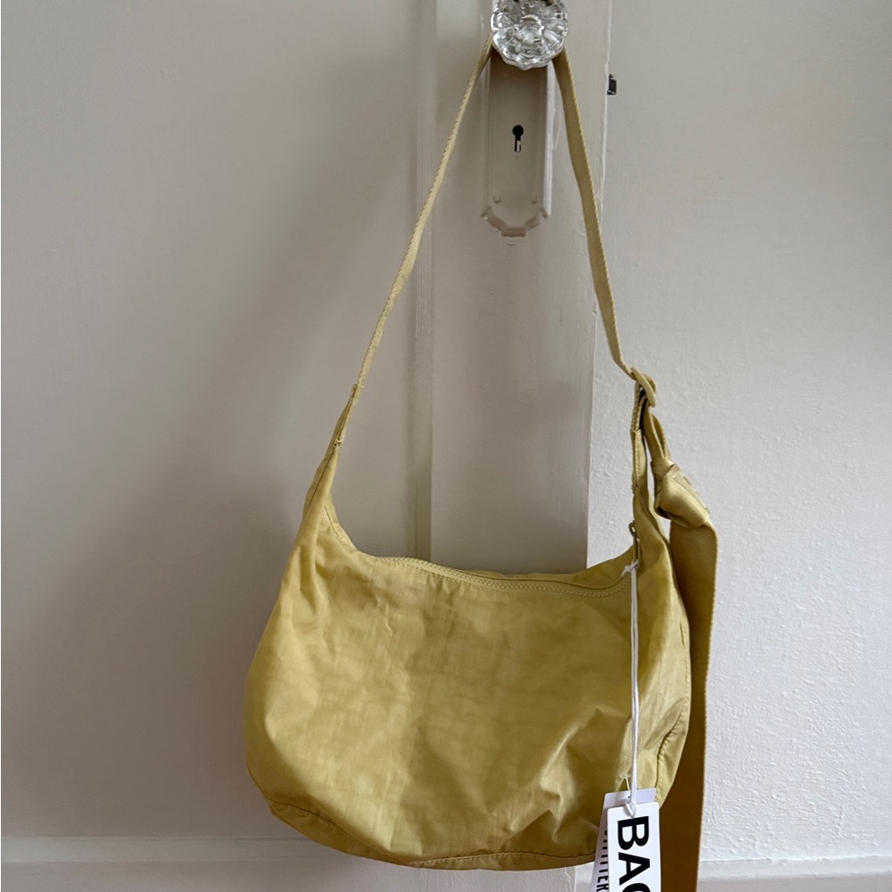 BAGGU Medium Nylon Crescent Bag in Butter NWT
